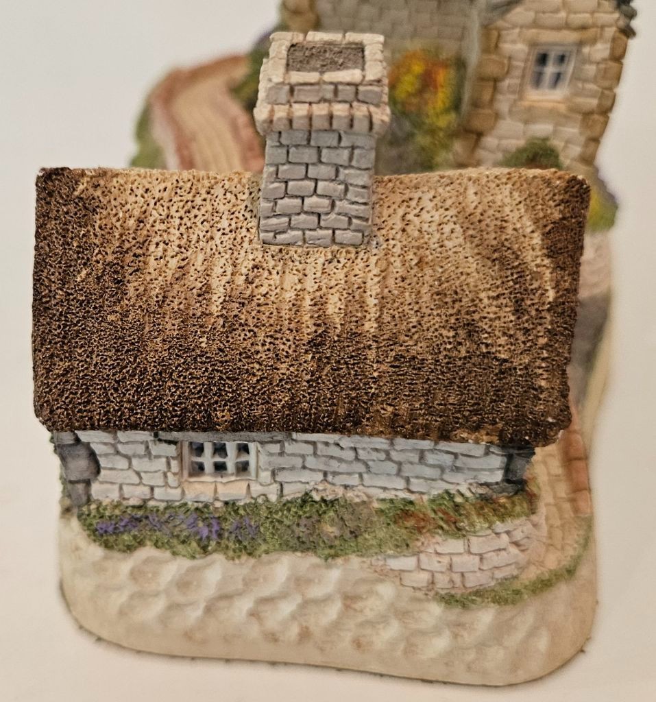 2 David Winter Cottages Castle &Village Figurines~1991~Handmade&Hand Painted~EUC