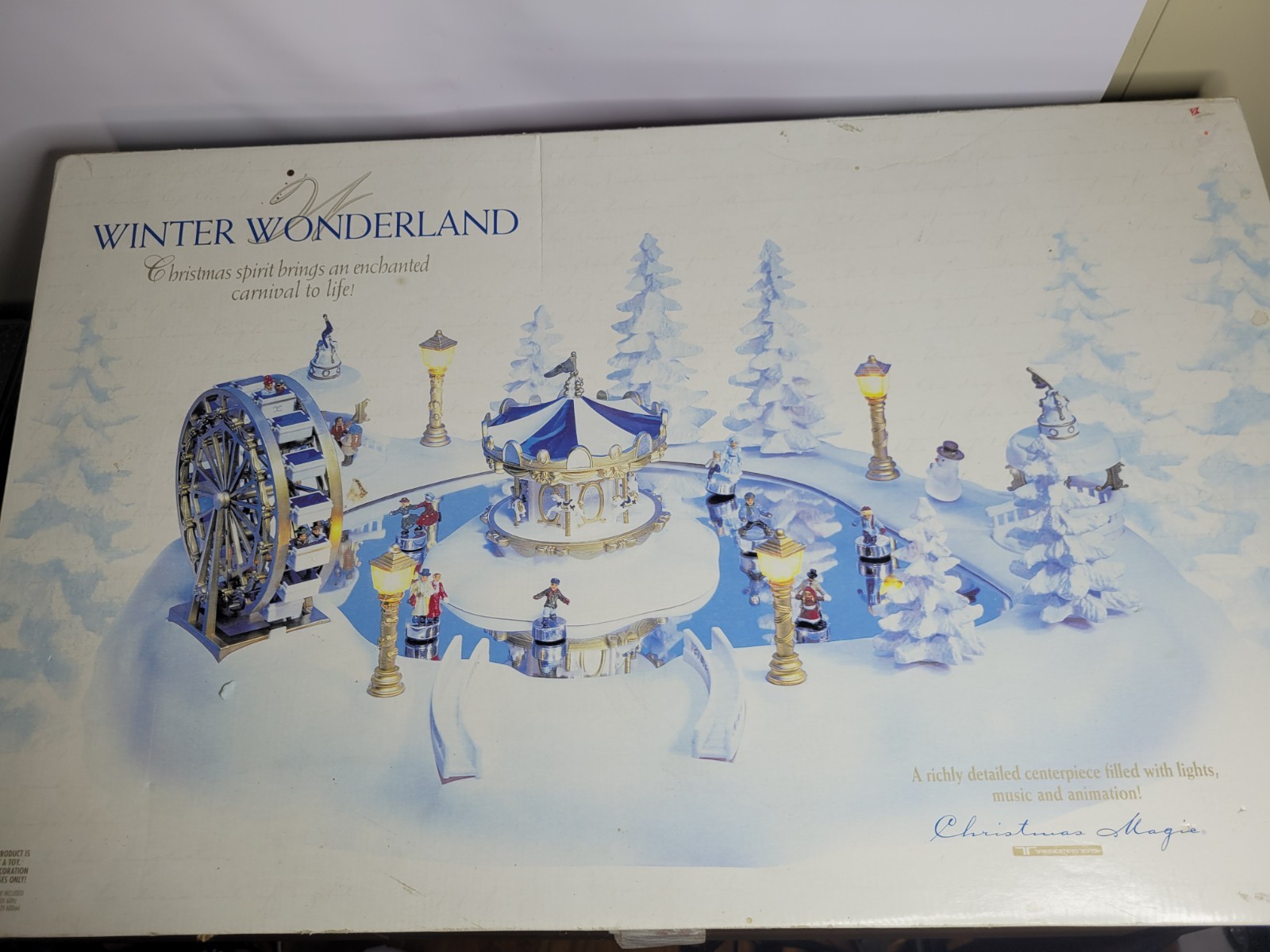 Trendmasters Winter Wonderland Christmas Magic Musical Ice Skating Carnival 1997
