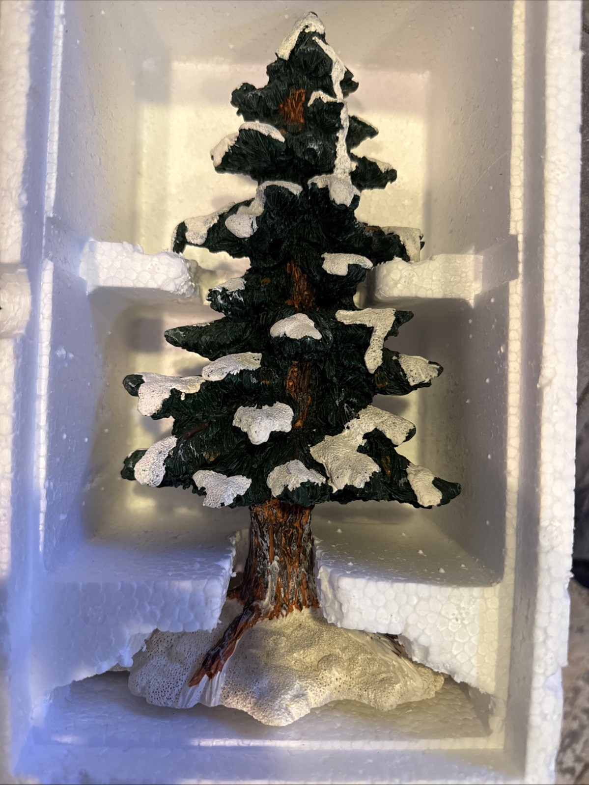 Lemax Ceramic Memory Makers Green Tree With Snow 1997