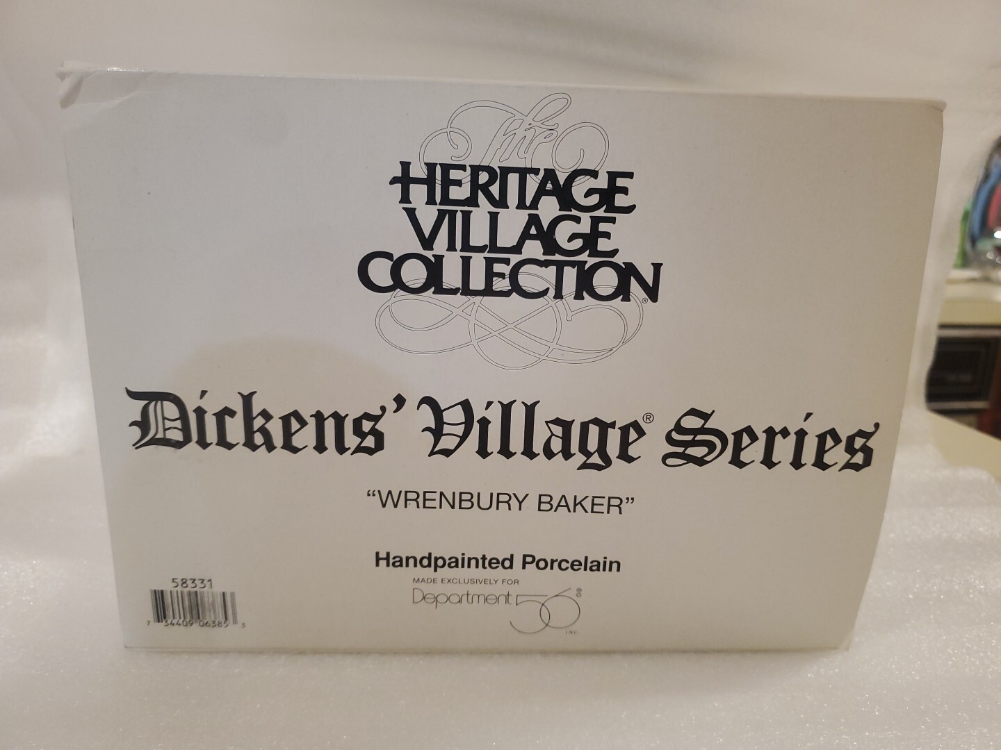 Department 56 Dickens Village Series ” Wrenbury Baker “#58331 New Old Stock 1995