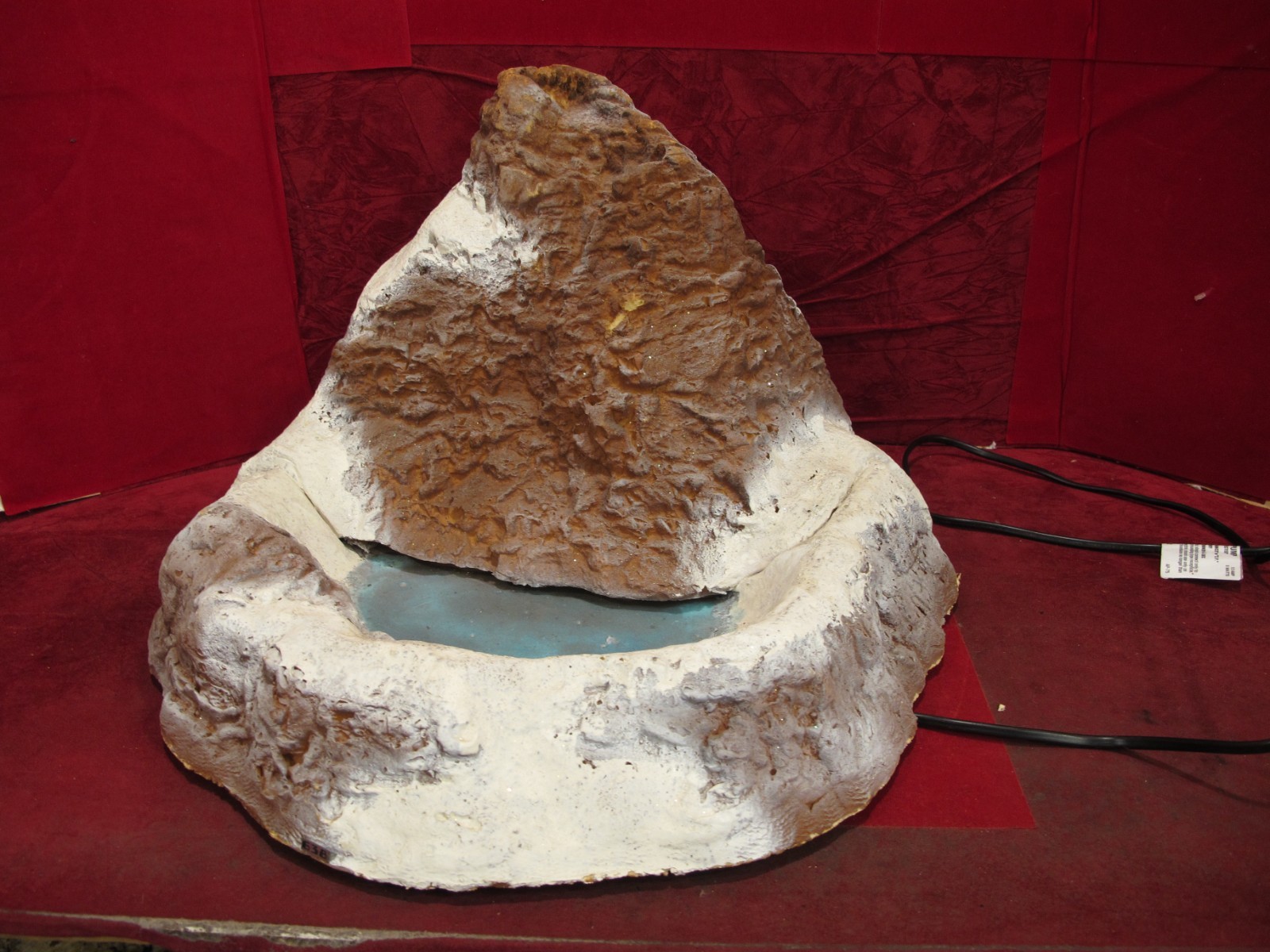 Dept 56 Village Mountains Waterfall #52644~ Working