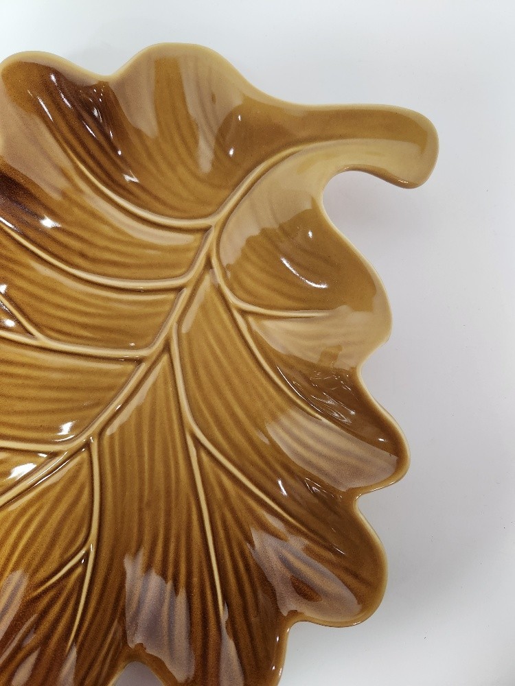 2 Department 56 Leave Design 1 Brown & 1 Gold/Brown Tone Serving Dishes