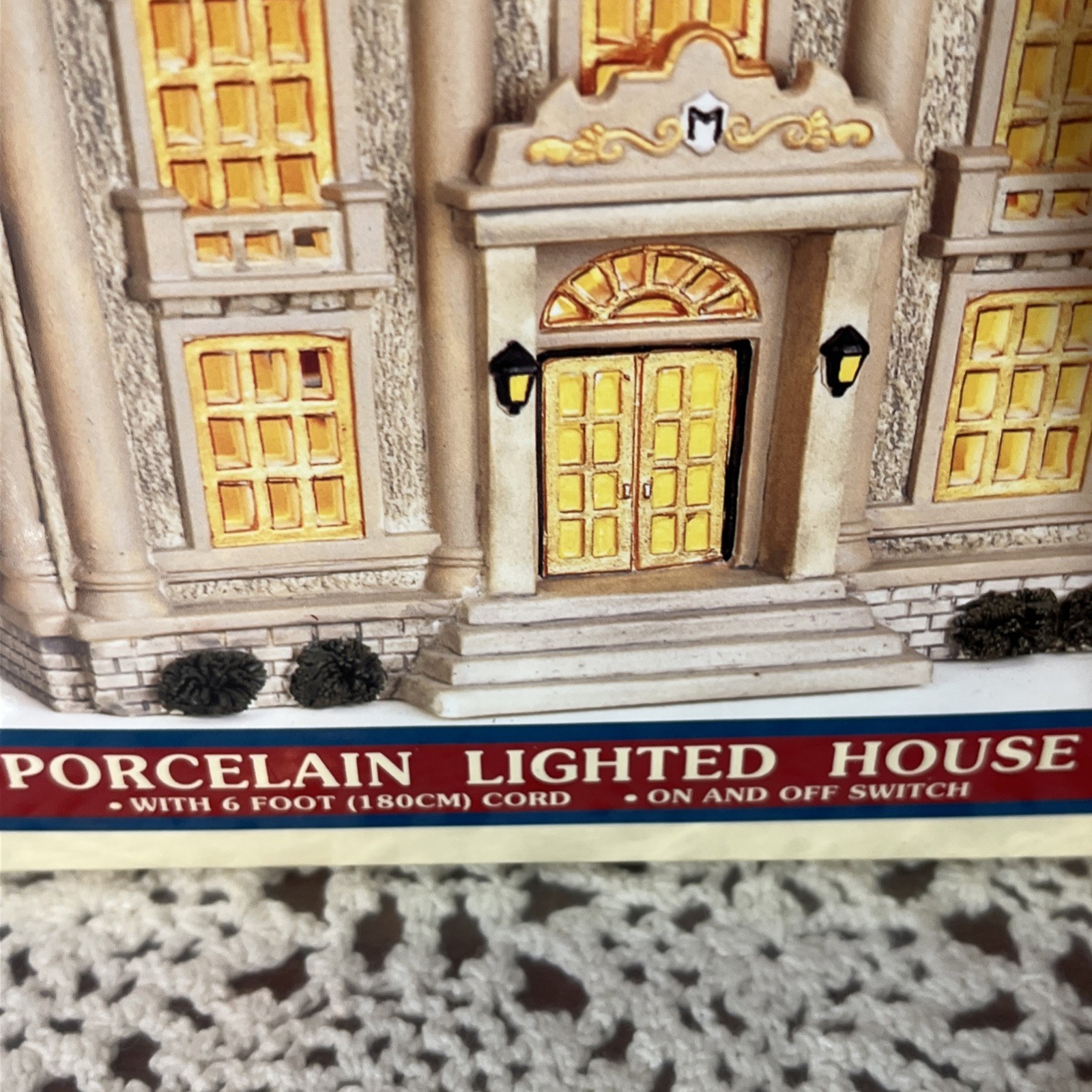 Vintage 1999 Lemax Village Collection “Midtown Bank” Christmas Village NIB