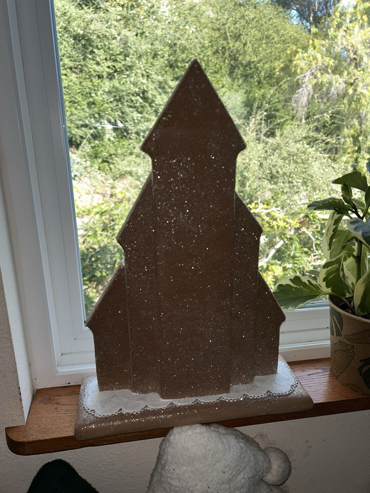 Brown White Resin Gingerbread House Christmas Village Decor Traditional