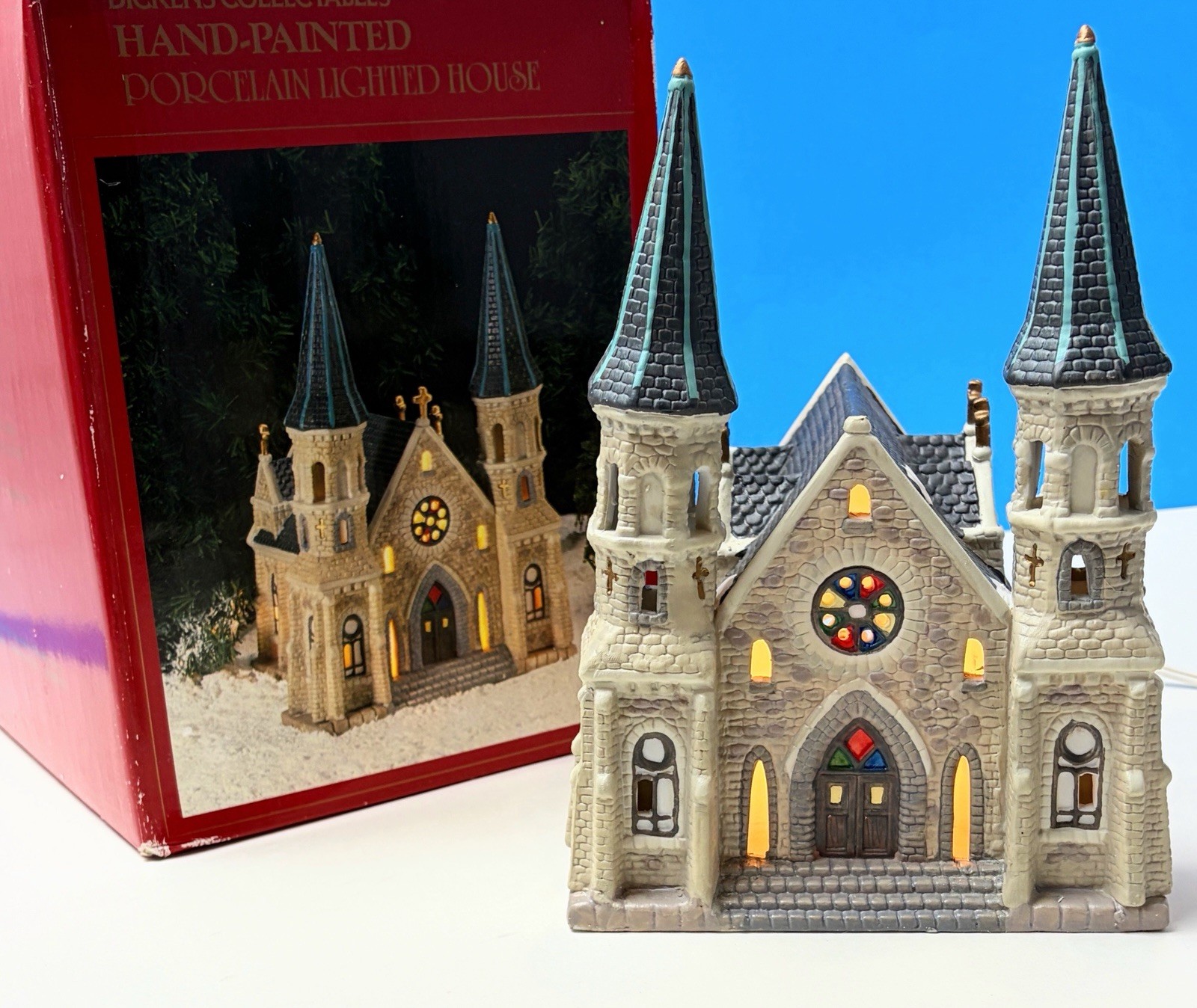 Dickens Keepsake Porcelain Lighted House Cathedral Church Snow Village Lighted