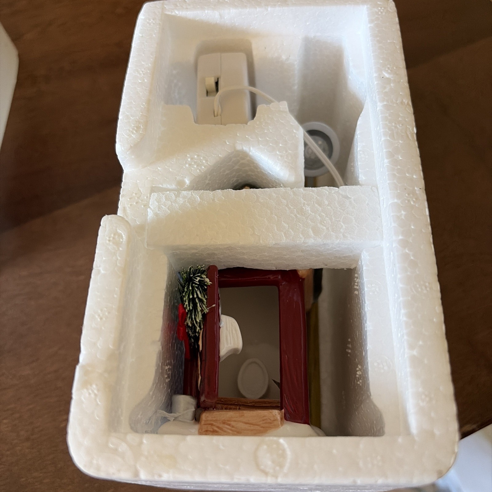 DEPT 56 Snow Village Accessories ‘Backwoods Outhouse’ 55036 56.55036