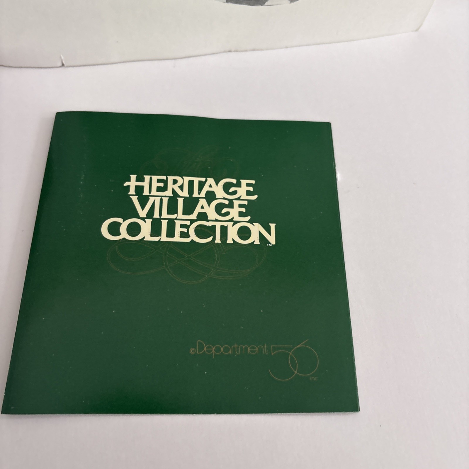 Dept 56 Heritage Village Obbies Books and Letrinkas Candy Open Box