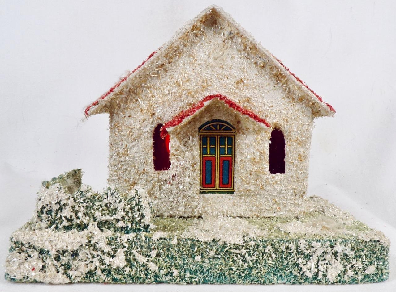 Christmas Putz House White Red Roof Green Sugar Glitter Fence NICE #1227