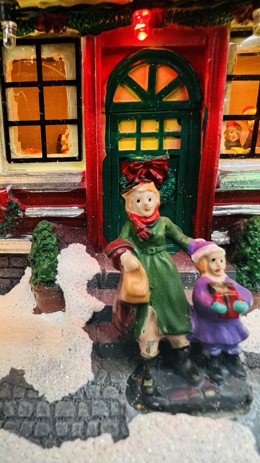 Carole Towne Christmas Village 2022 Brighton Burgers Diner20th Anniversary w/Box