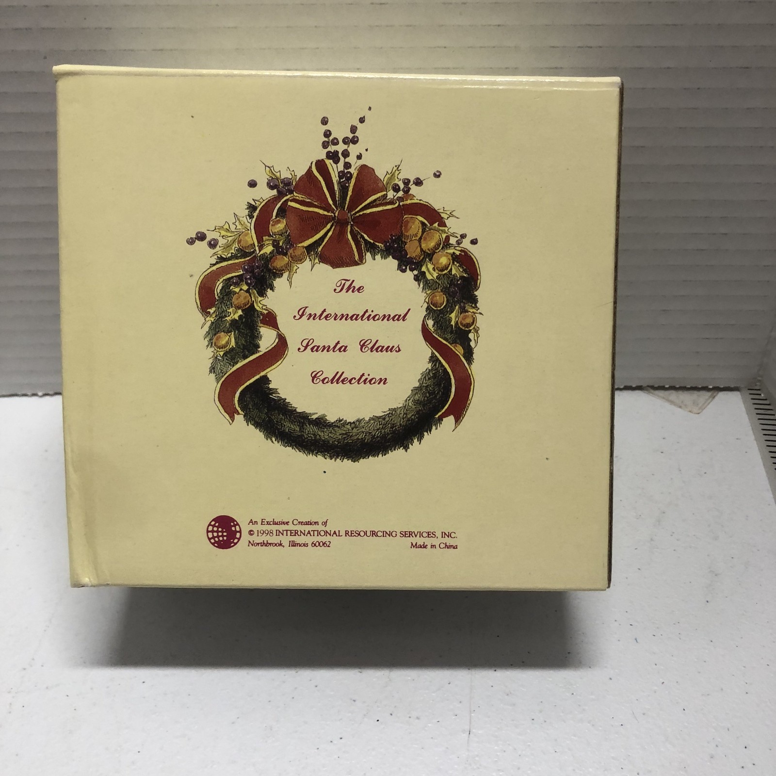 Internation Collection Figure Filipino Santa Claus SC35 1998 Missing Ornament