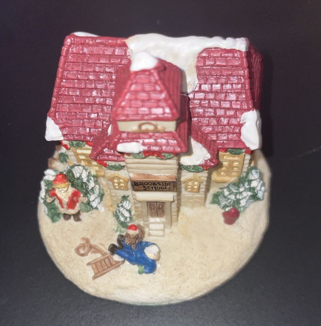Lot of 13 Crystal Falls Village Collectables Miniature Houses