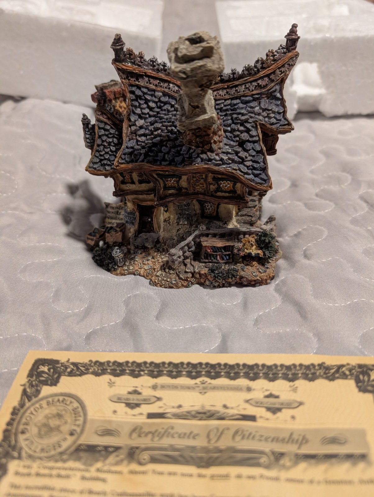 Boyds Bearly-Built Villages Wilson’s Books House Resin Painted Boxed COA