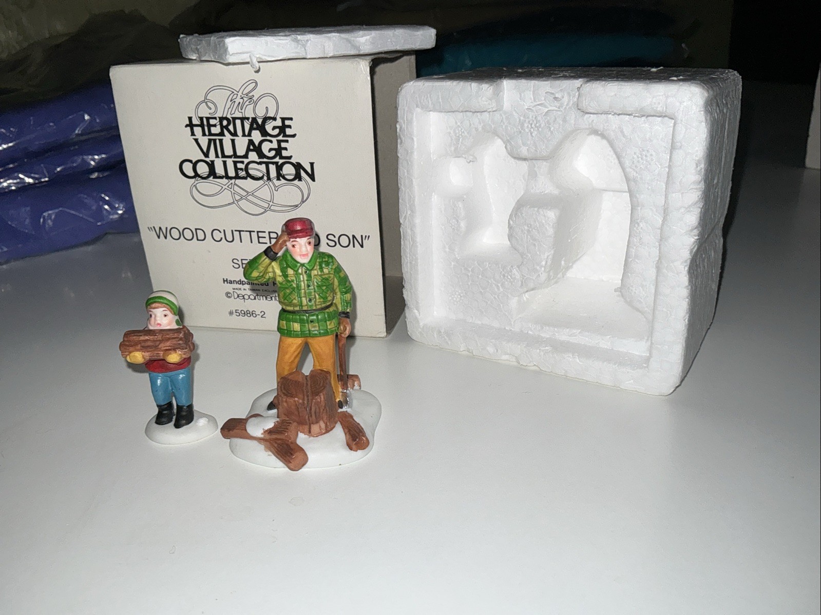 Dept 56 “Wood Cutter And Son” Heritage Village Collection #5986-2 Retired