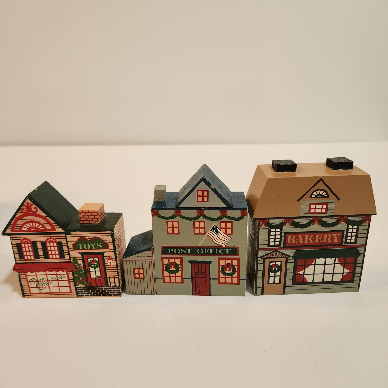 15pc Vintage Wood Christmas Houses, Stores, Barn, Trees, People Made In Taiwan