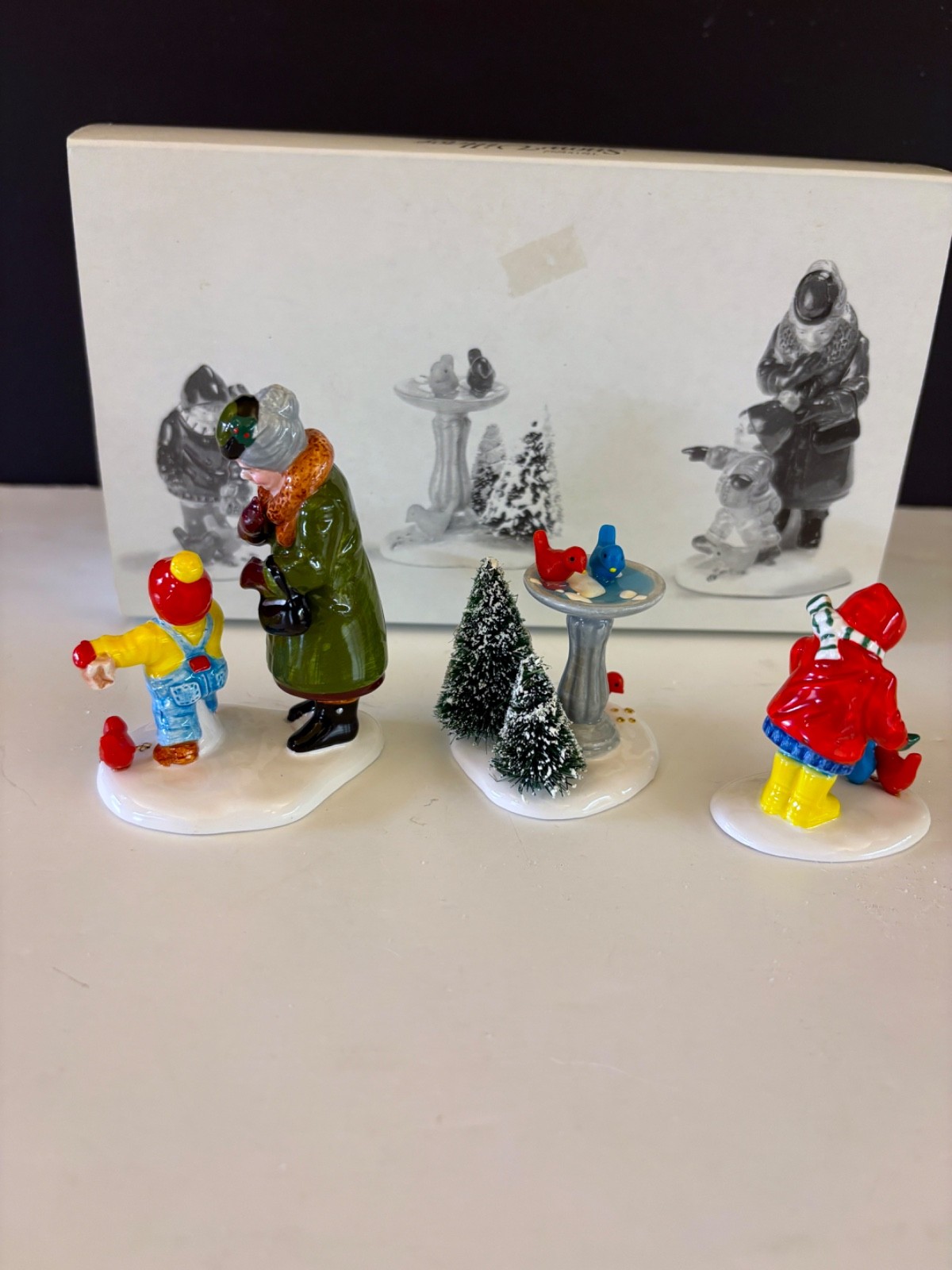 Department 56 Feeding The Birds Snow Village Set 5473-9