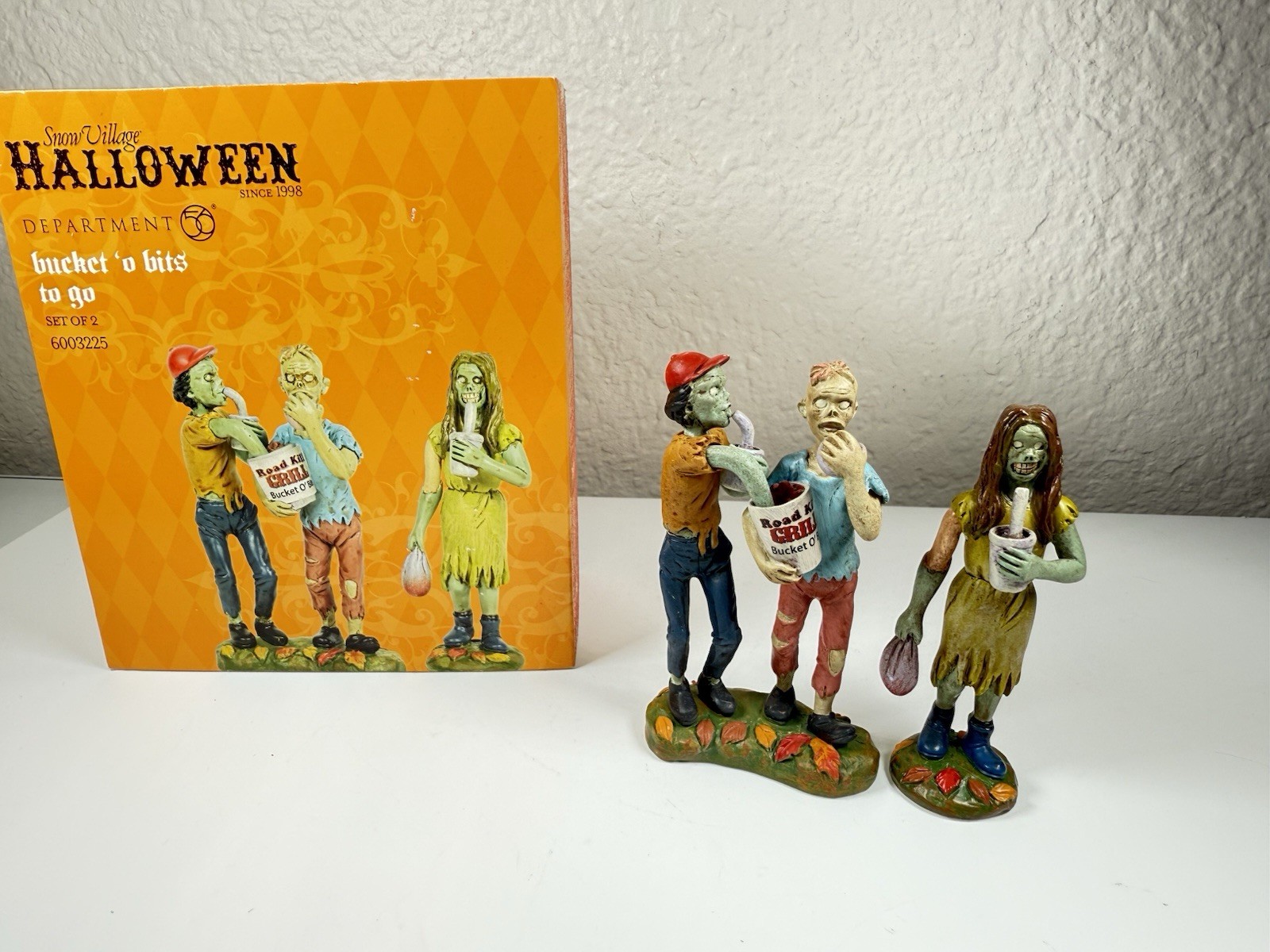 Dept 56 Halloween Village Accessories, BUCKET’o BITS TO GO (6003225) Zombies