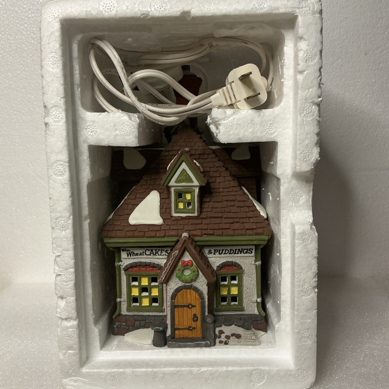Dept 56 Wm Wheat Cakes & Puddings Dickens Village 58084 Lighted w Box