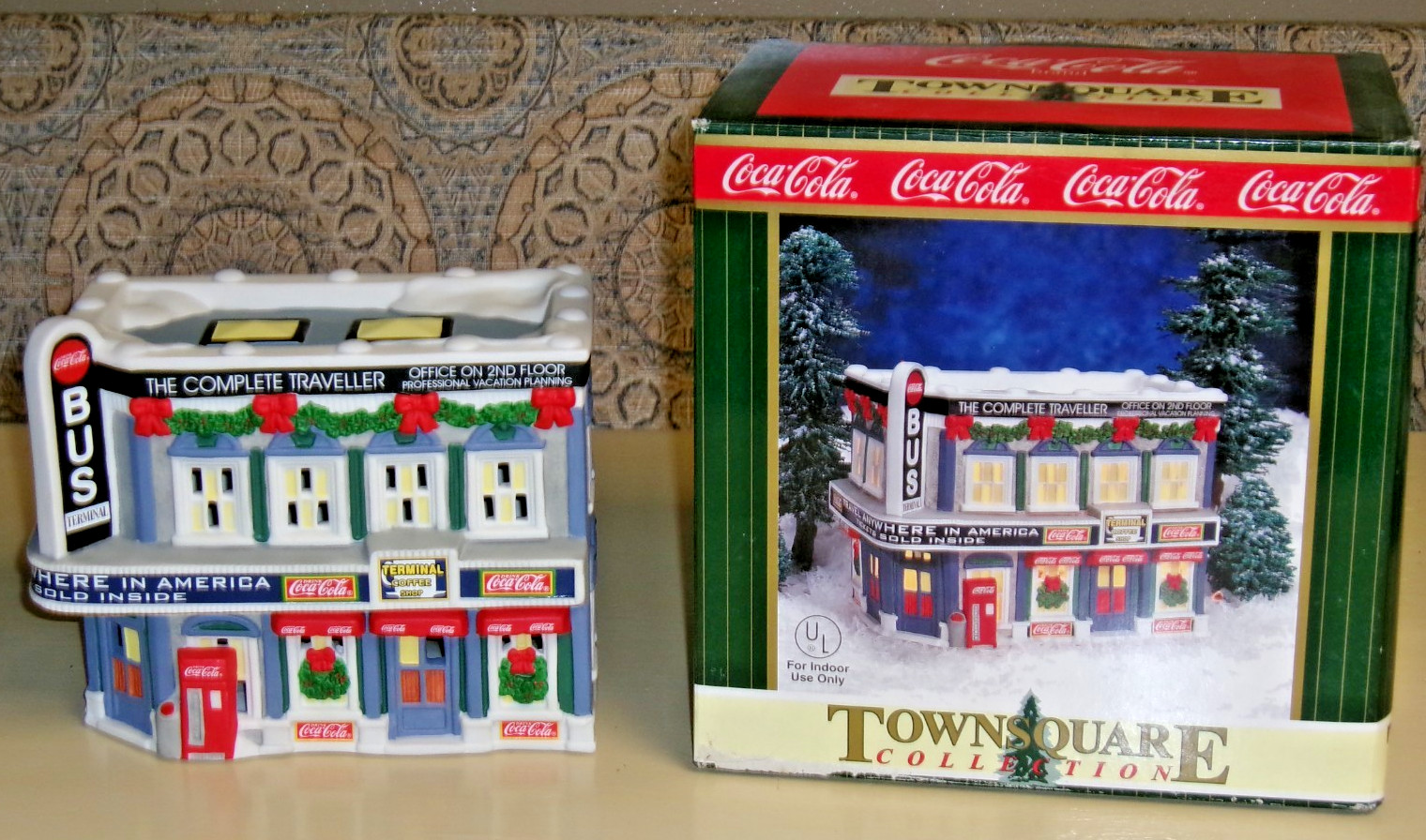 1999 Coke Coca-Cola Town Square Collection Bus Station Lighted Building