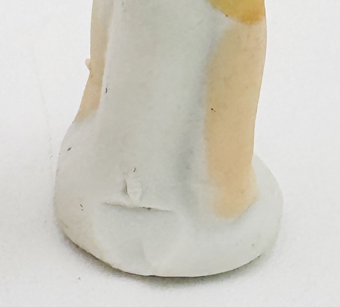 6 Christmas Village Figures Ceramic Skiing Sledding Towns People Kids Flaw