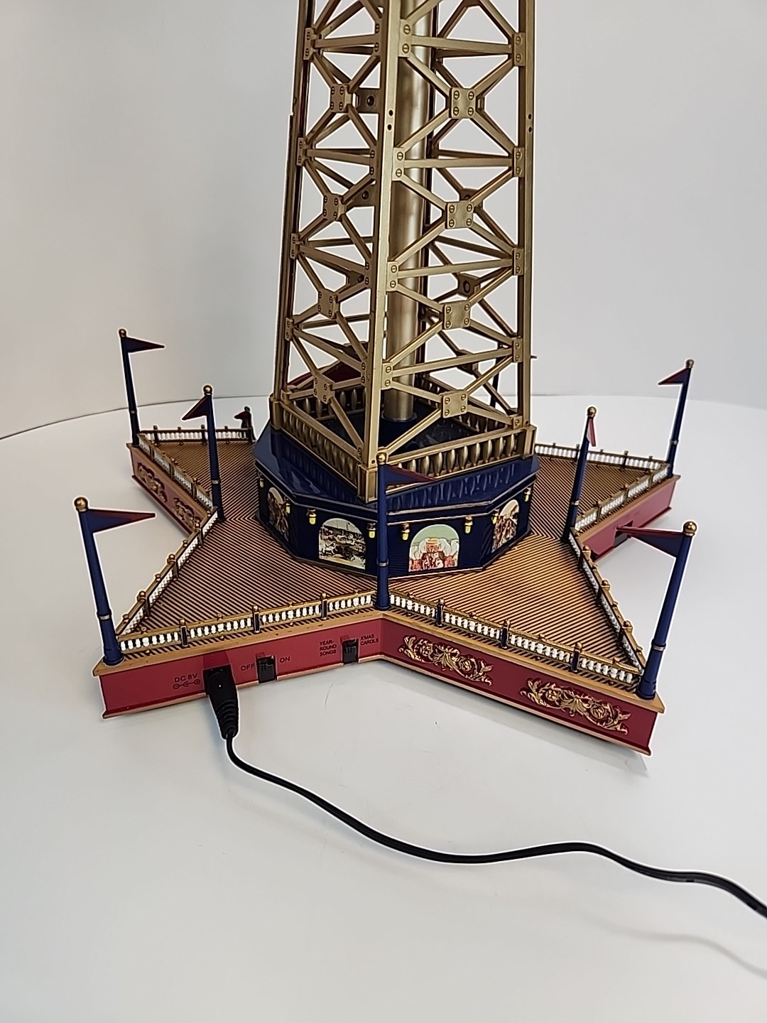 Mr Christmas Gold Label Collection World’s Fair Musical Parachute Ride Tested 06