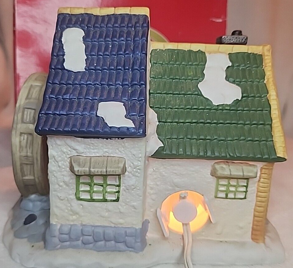 Dickens Collectables “Miller House” Grist Mill Christmas Village IOB w/cord