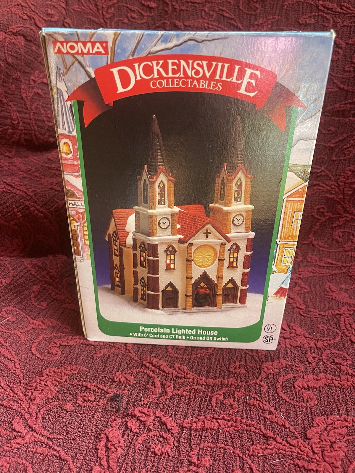 Vtg Dickensville 8” Porcelain Lighted Church 2 Steeple In Orig Box 1995