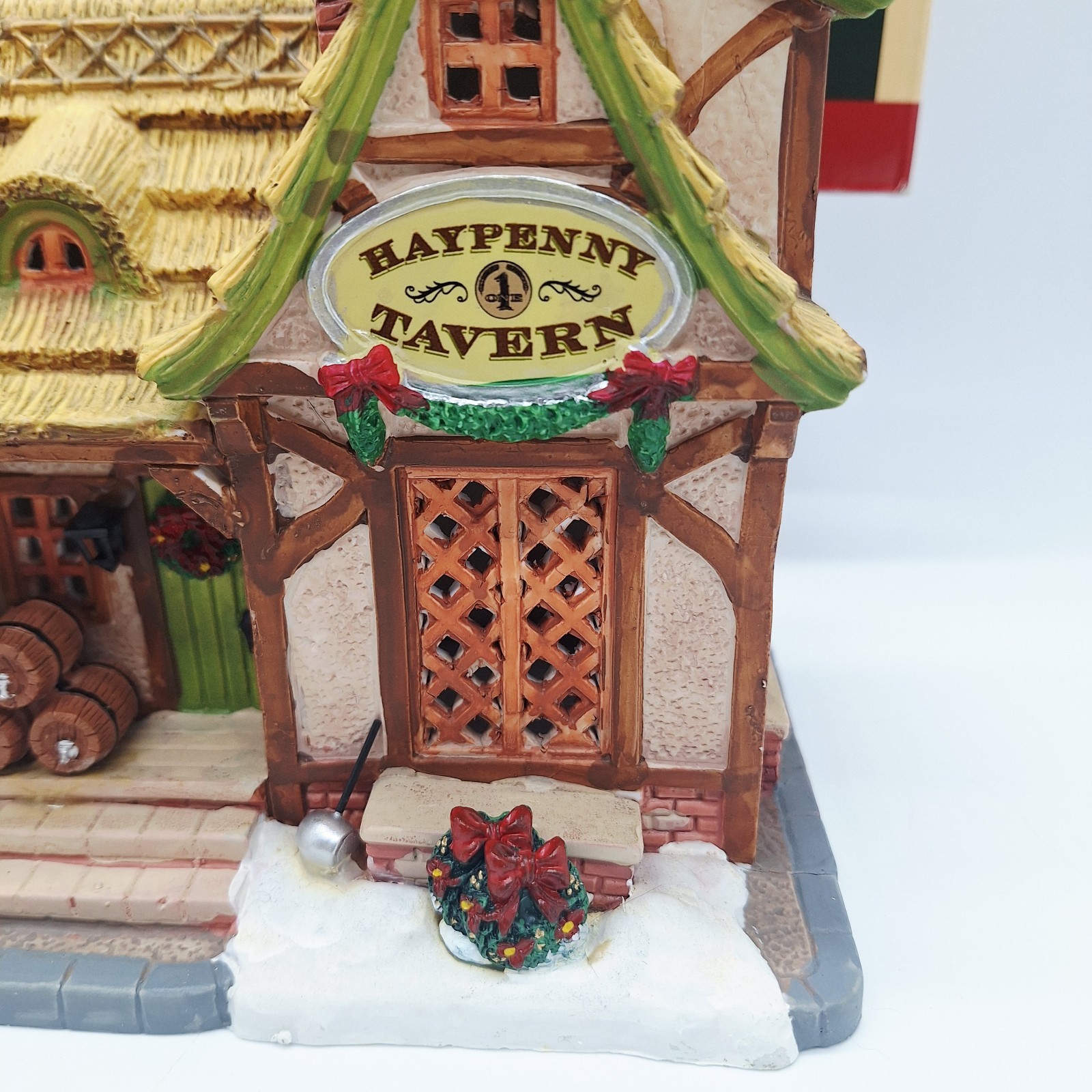 2012 LEMAX HAYPENNY TAVERN Lighted Light w/Box & Foam Beer Ale Pub Bar Wine Dog