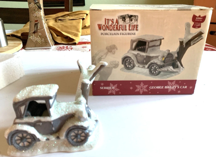 Enesco It’s A Wonderful Life Illuminated Village George Bailey’s Car Crash Tree