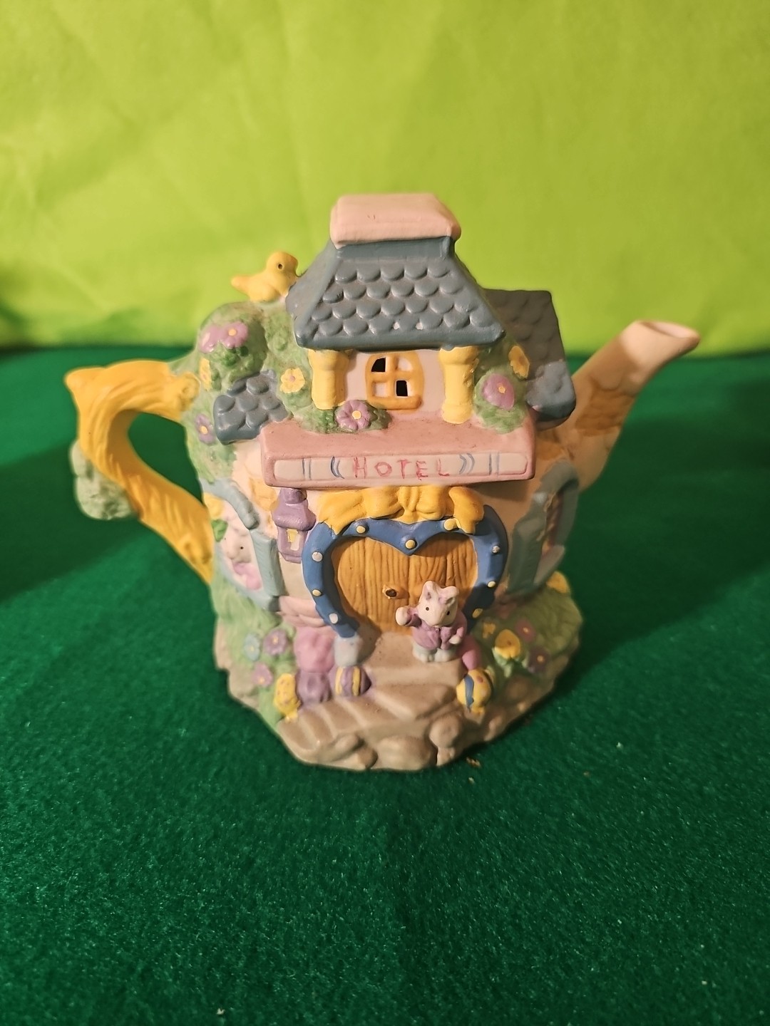 Vintage Lot Of 4 Easter Village Houses.