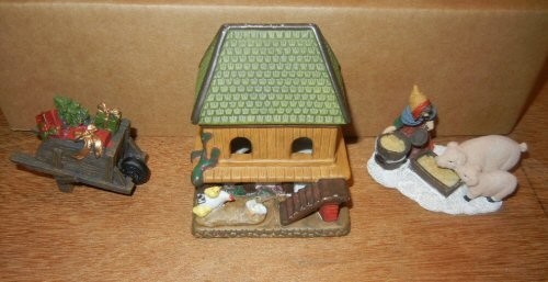 12 PCS VILLAGE FARM SCENE CHRISTMAS VILLAGE VARIOUS ACCESSORIES
