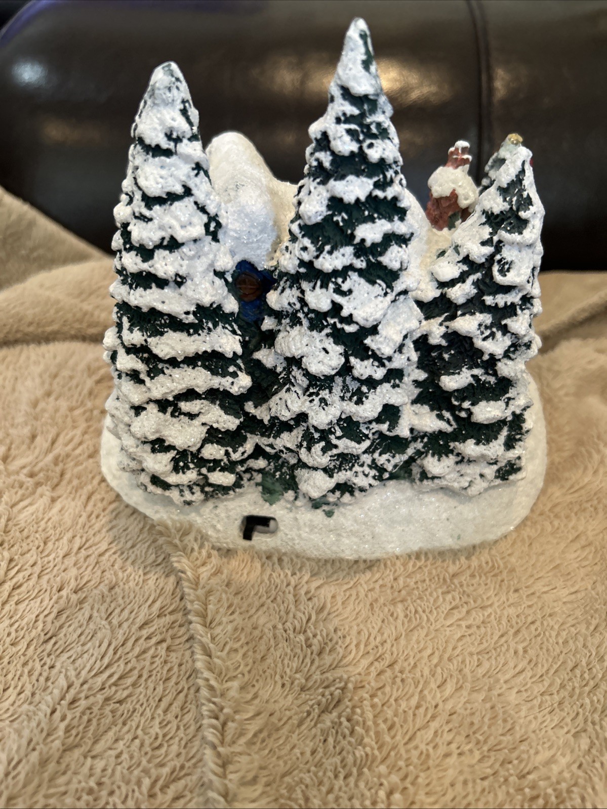 Thomas Kinkade Country Christmas House 2015 Teleflora