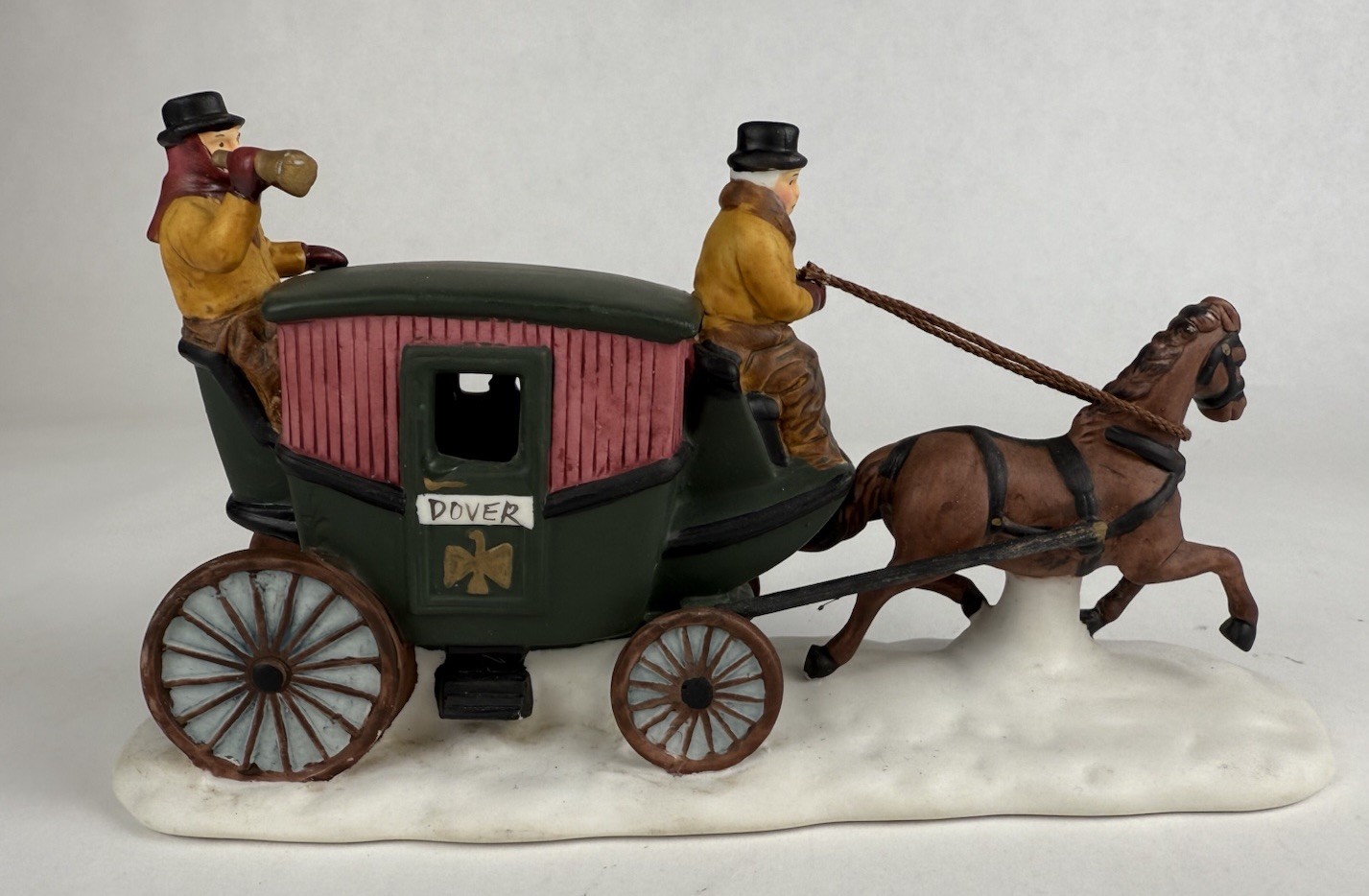 Vintage 1988 Dept 56 Heritage Village Collection Dover Coach Figurine #65900 EUC