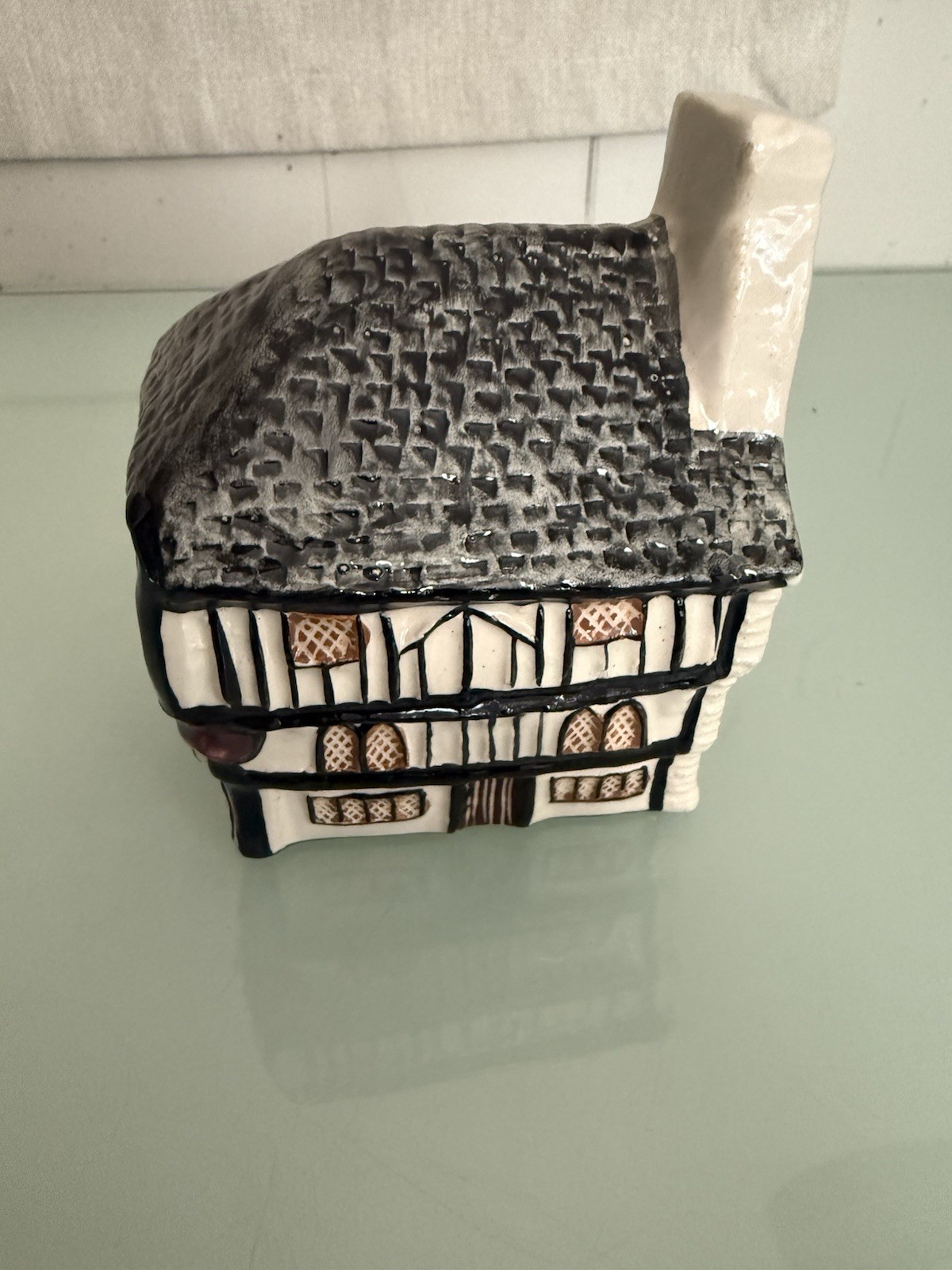Vintage Lot Of 8 Ceramic John Putnam Heritage Houses 1978/9 Made In England NICE