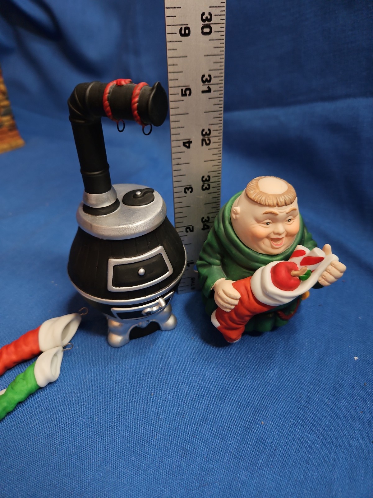 Dept 56 Merry Makers Christmas Stockings Pot Bellied Stove Monk