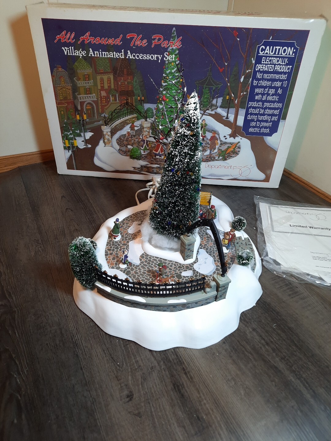 Department 56 All Around the Park Village Animated Accessory Set 52477