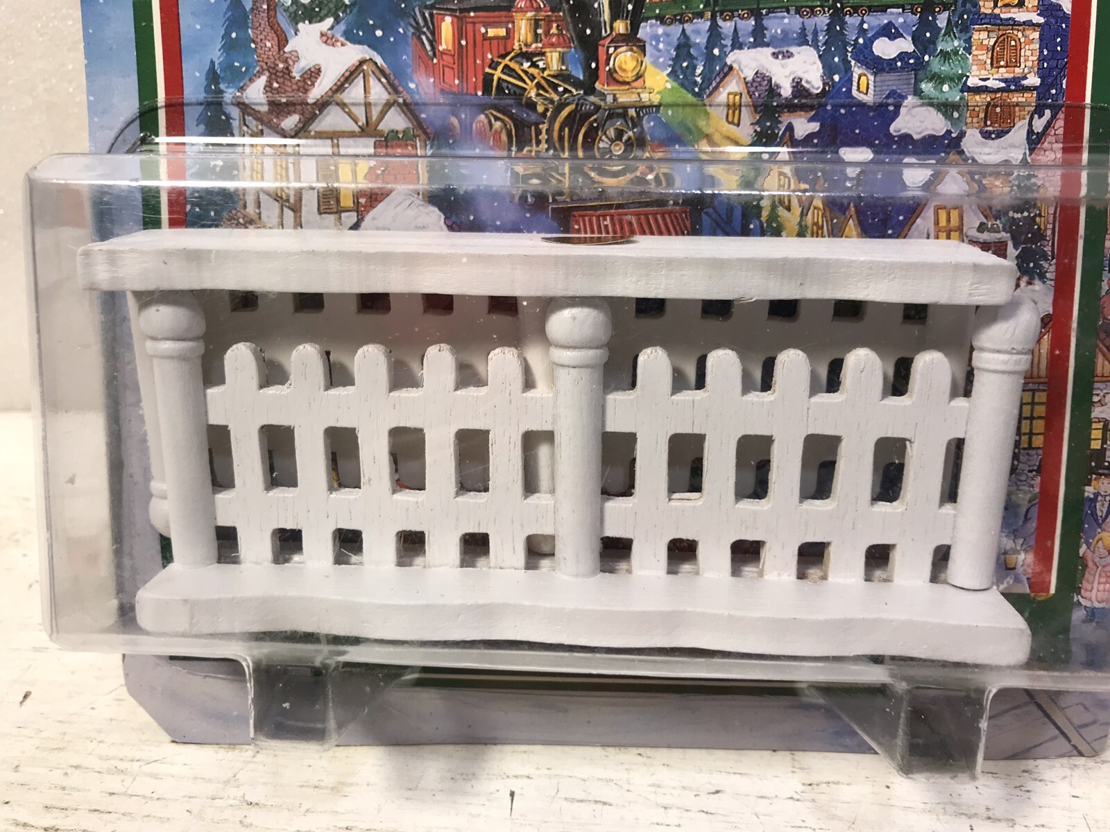 Winter Valley Figures Christmas Village Wooden Fence 2 Pcs Set, Atico Inter.-NEW