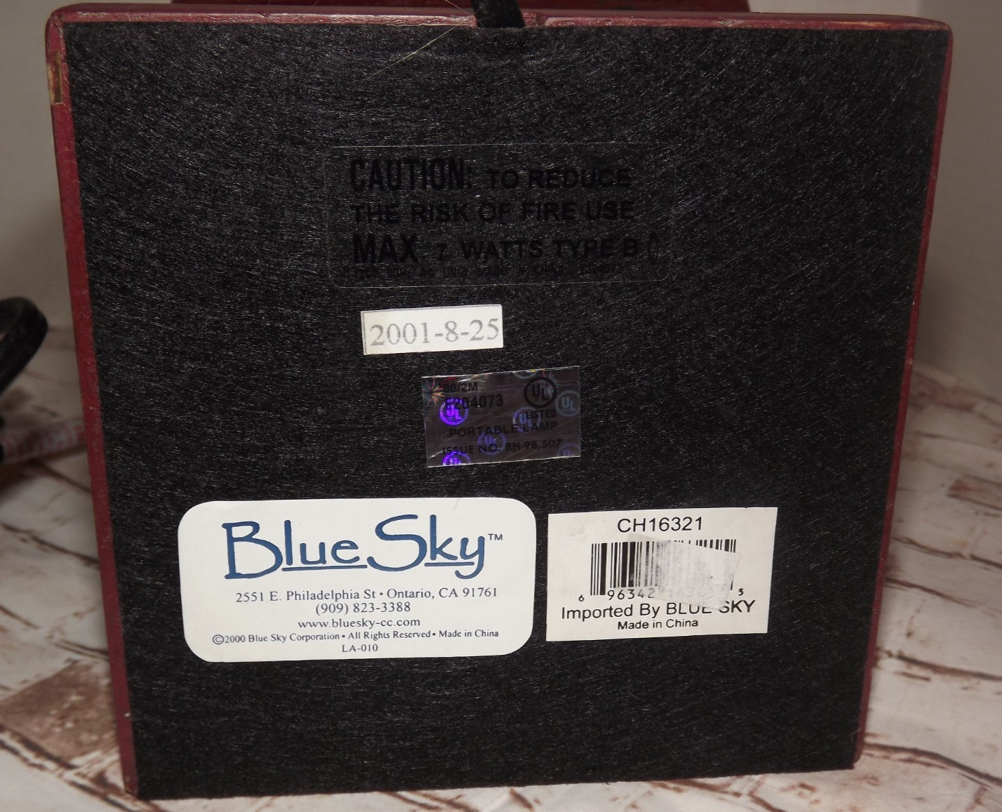 Blue Sky Lighted Wooden House Vintage Electric On Off Switch 7.5″ x 5.25″x 5.25″