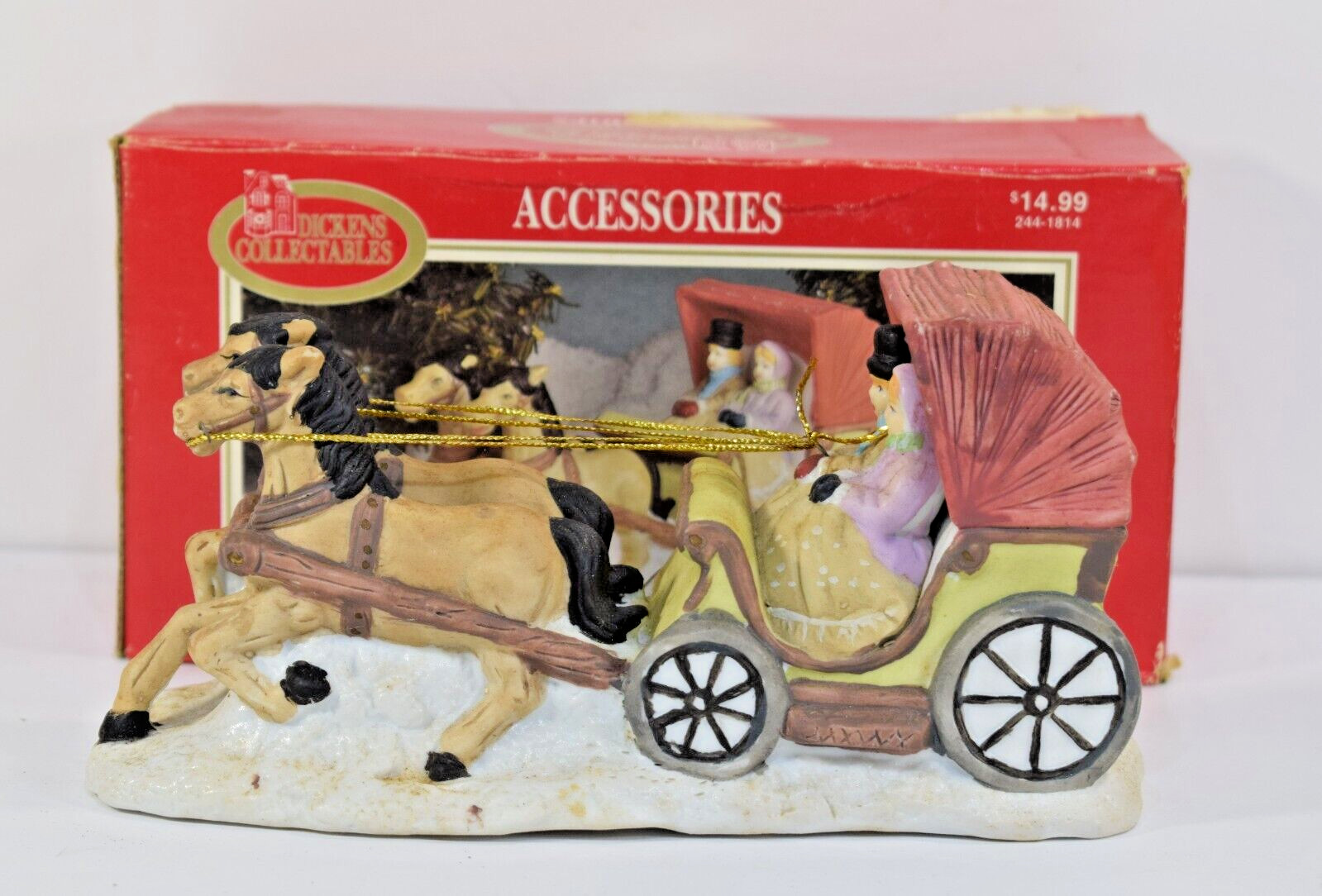 Dickens Collectables Horse Drawn Carriage