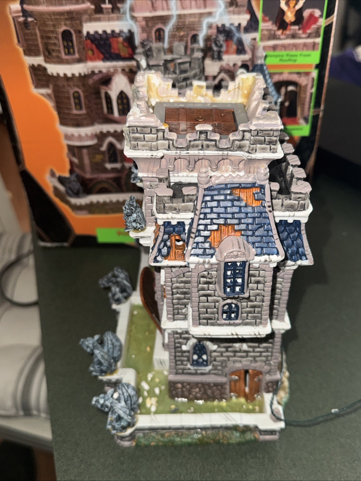 Lemax Spooky Town Castle On Spooky Hill 2002 Halloween House Decor Vampire