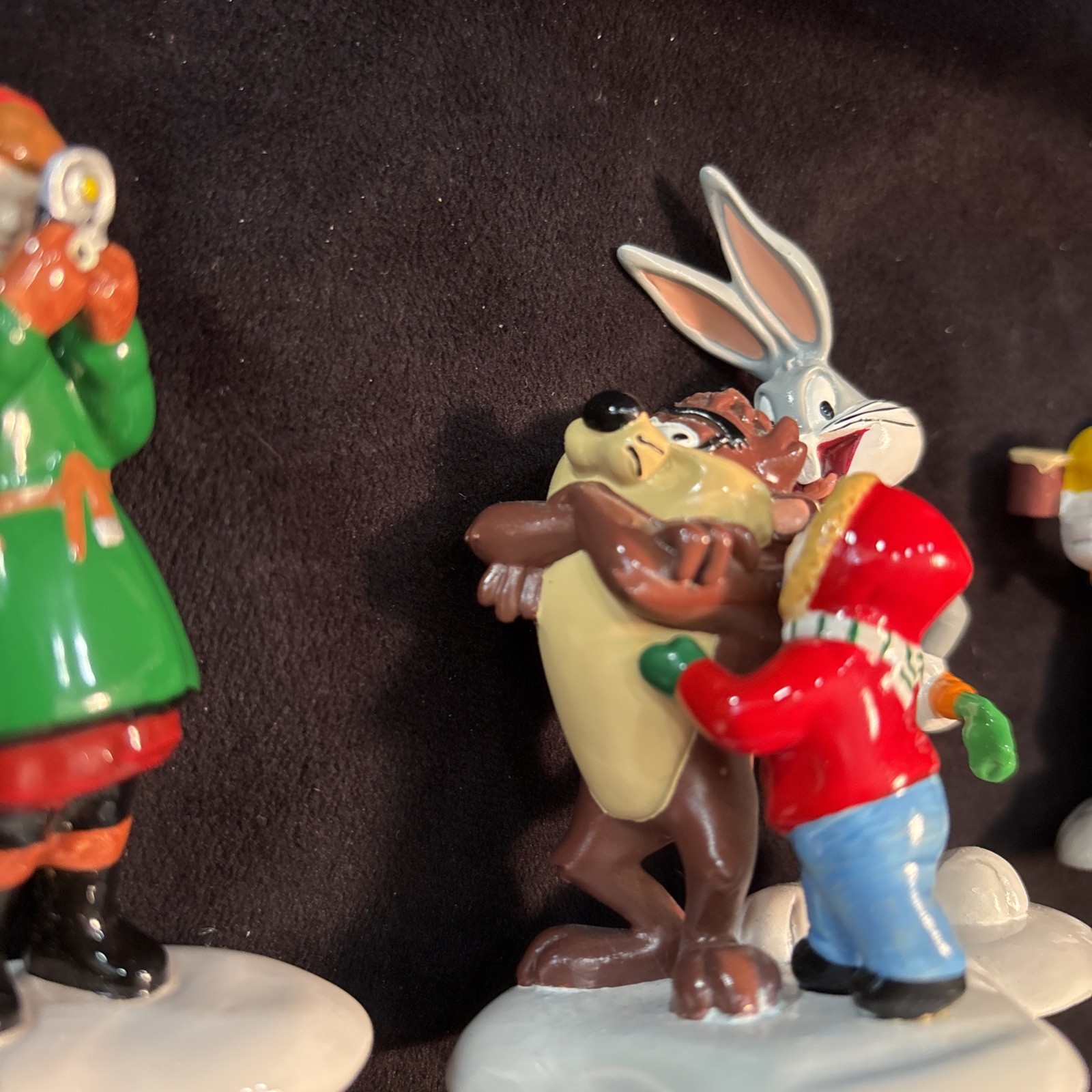 Department 56 Snow Village Looney Tunes Animation Film Festival Nice! Freeship!