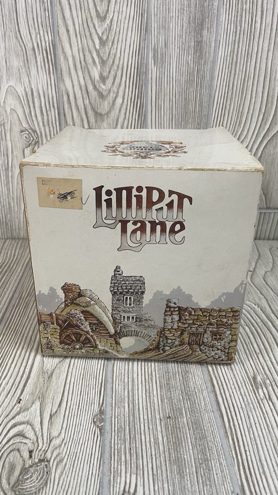 Lilliput Lane “Ostlers Keep” Miniature Thatched Cottage England Miniature w/ Box