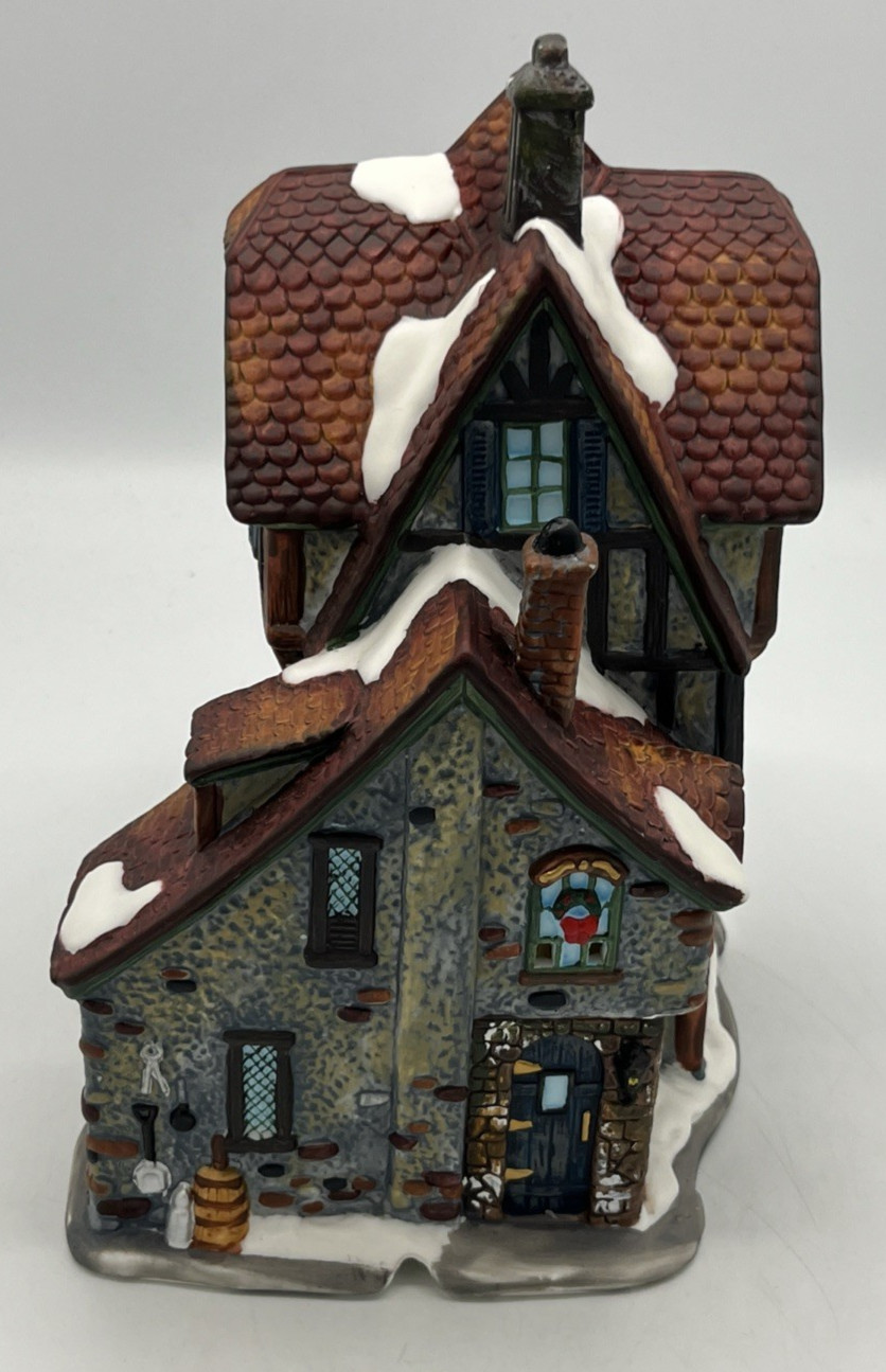 Grandeur Noel Antique Shop Only 39 Piece Victorian Village Replacement Christmas