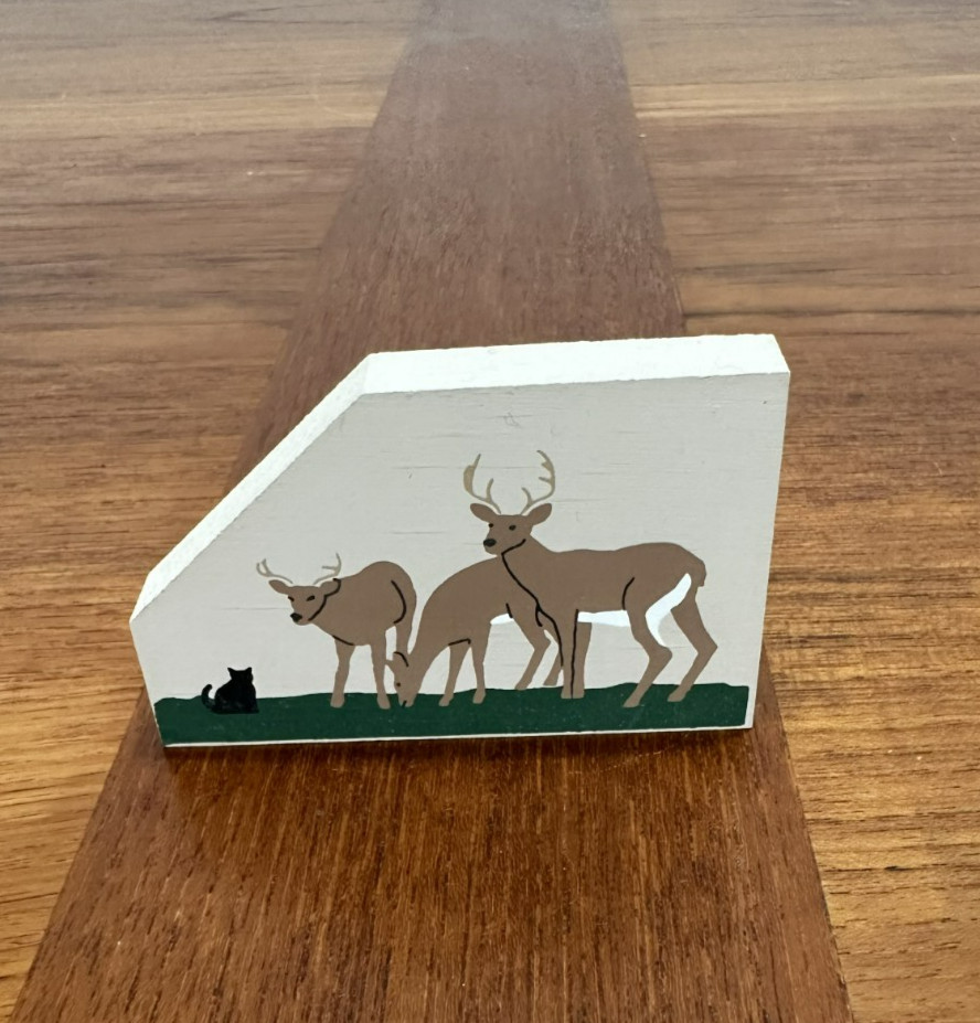 Retired Vintage 1994 Cat’s Meow Village Shelf Sitter – DEER Accessory #234