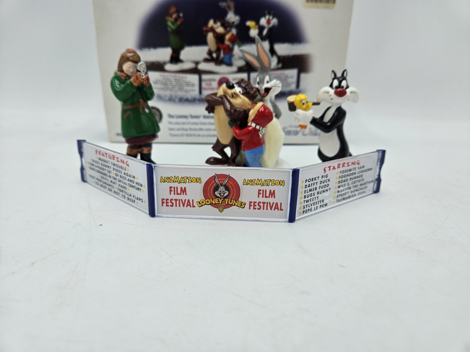 Dept 56 Snow Village Looney Tunes Animation Film Festival Set Of 4 Bugs Bunny