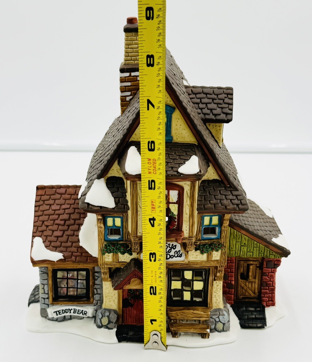 O’Well Santa’s Workbench The Calico Cat Toy Shop Christmas No Light Cord