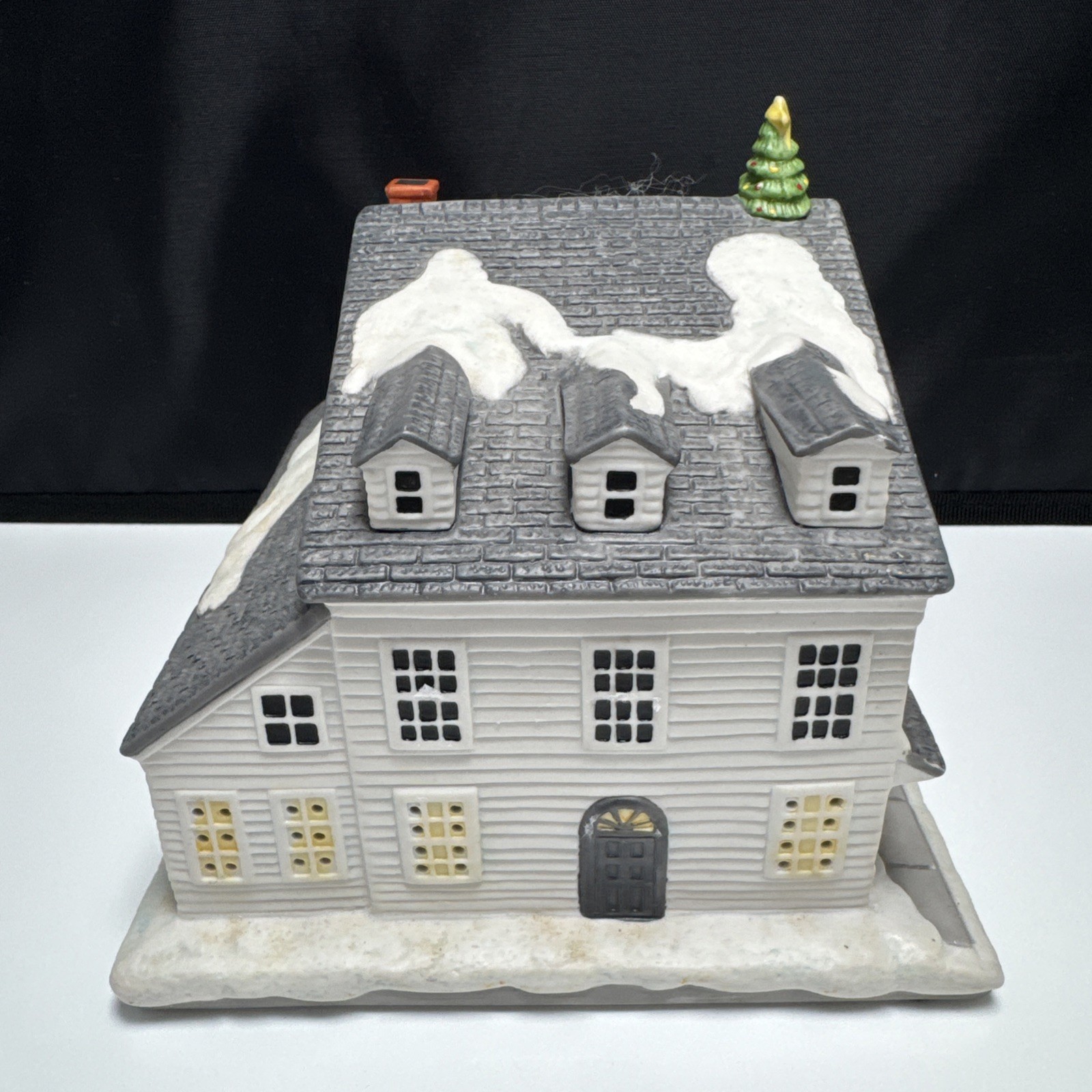 Rockwell’s Studio Christmas In Stockbridge Series Nejaimes Shop 1993 NO LIGHT