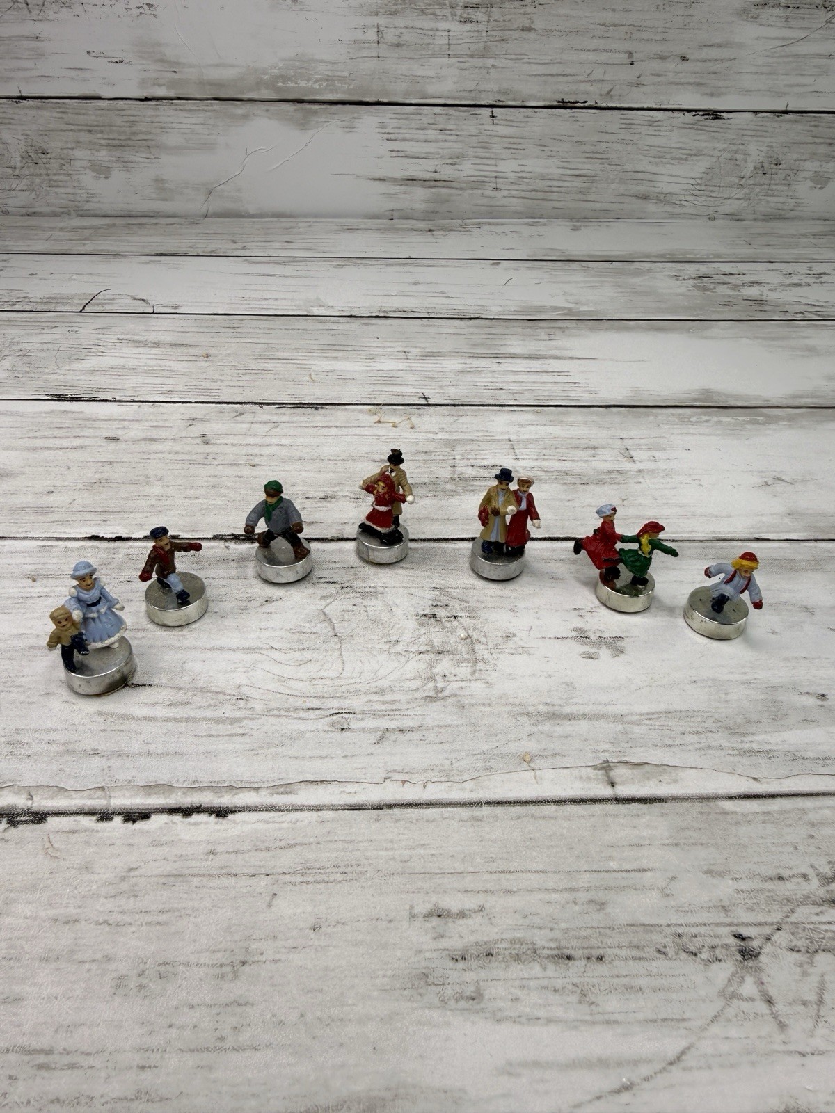 Trendmasters Christmas Magic Winter Wonderland Replacement Parts 7 Ice Skaters