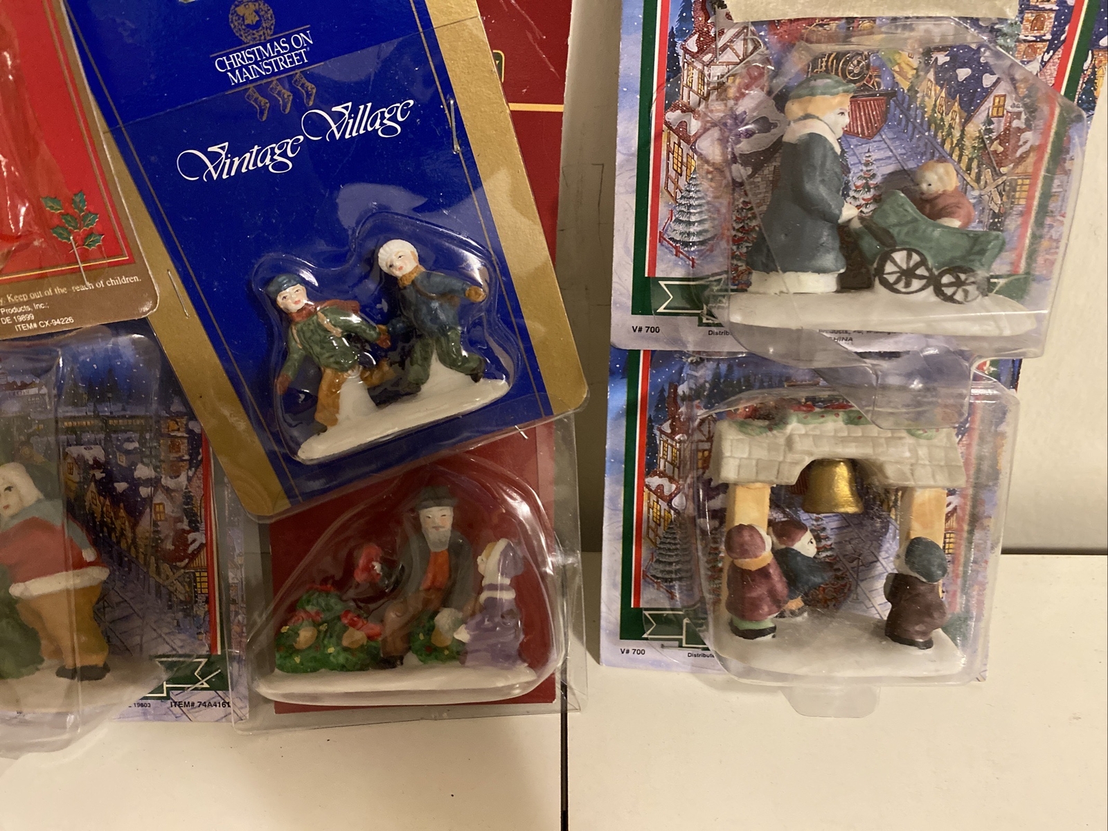 Christmas Village Accessories People Lamp Fence Ice Skate Pond Santa Snow Man