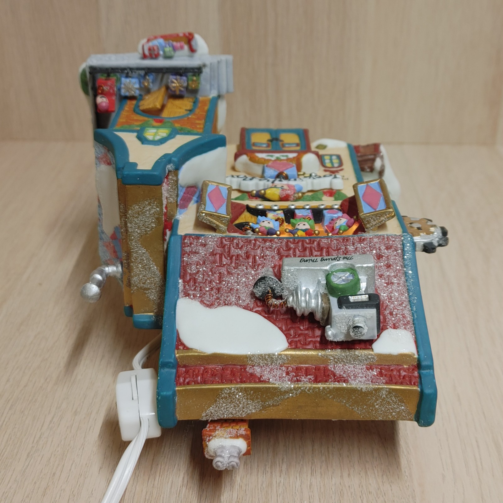 Dept 56 North Pole Series Jack In The Box Plant No 2 Works W/Original Box #56705