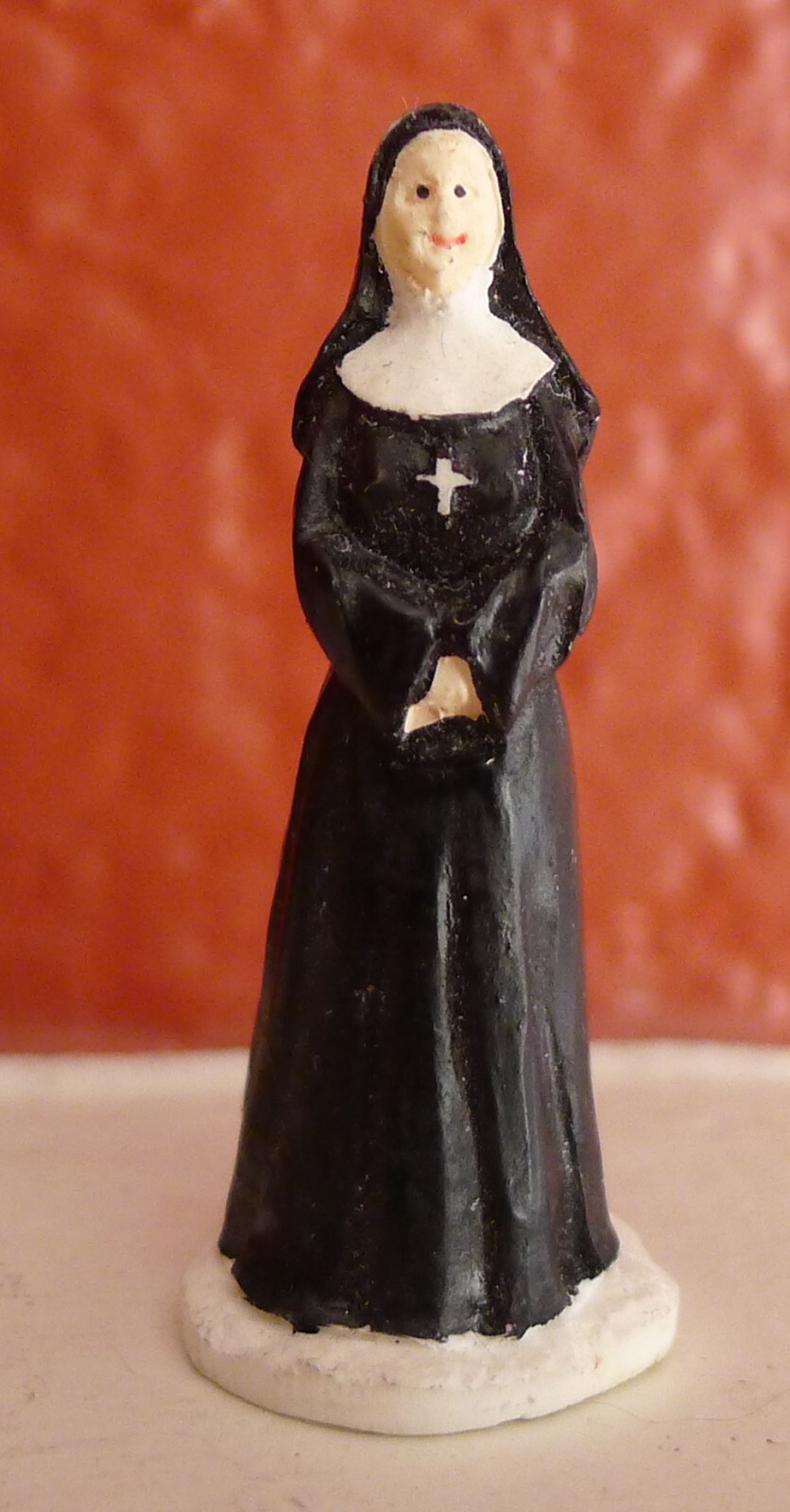 Grandeur Noel Victorian Village 2002 Nun Sister in Habit Catholic Religion